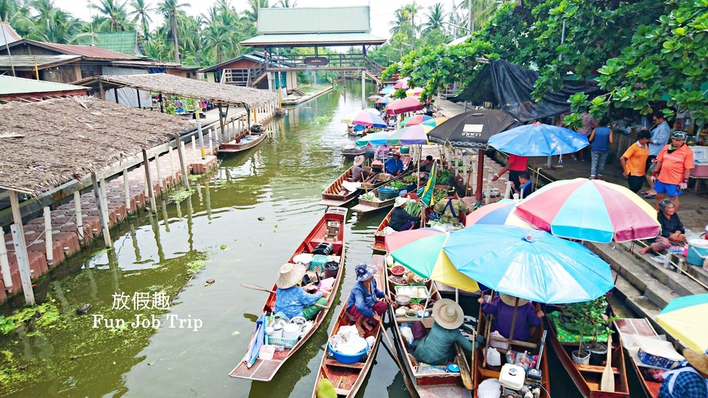023Tha Kha Floating Market.jpg