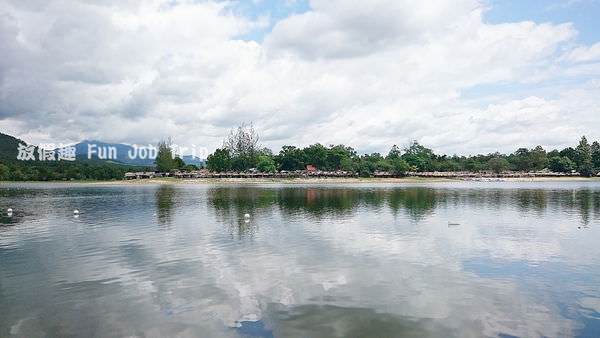 012Huay Tung Tao Lake.JPG